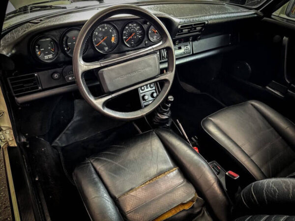 1986 Porsche 911 Carrera Cabriolet - Image 19