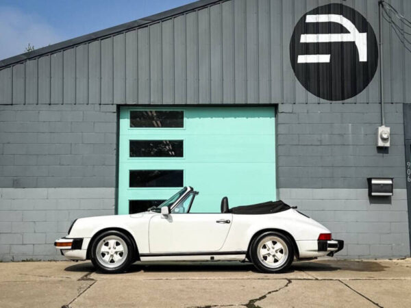 1986 Porsche 911 Carrera Cabriolet - Image 2