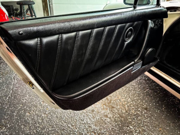 1986 Porsche 911 Carrera Cabriolet - Image 20