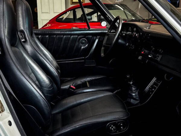 1986 Porsche 911 Carrera Cabriolet - Image 31